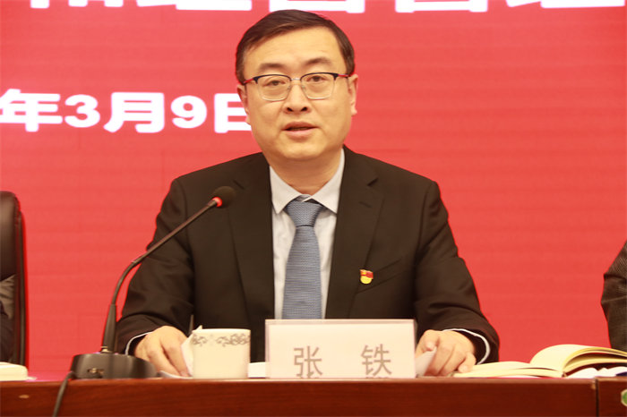 张铁在市发投集团2021年从严治党和经营管理工作会议上所作的总经理工作报告