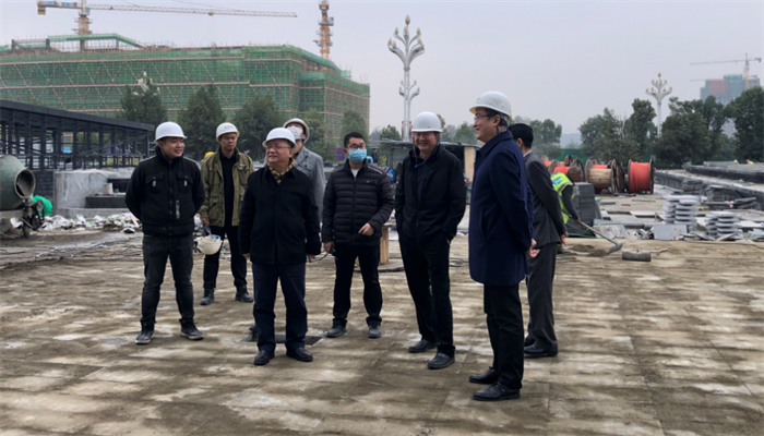 【要闻】市发投集团领导赴财富中心督导项目建设