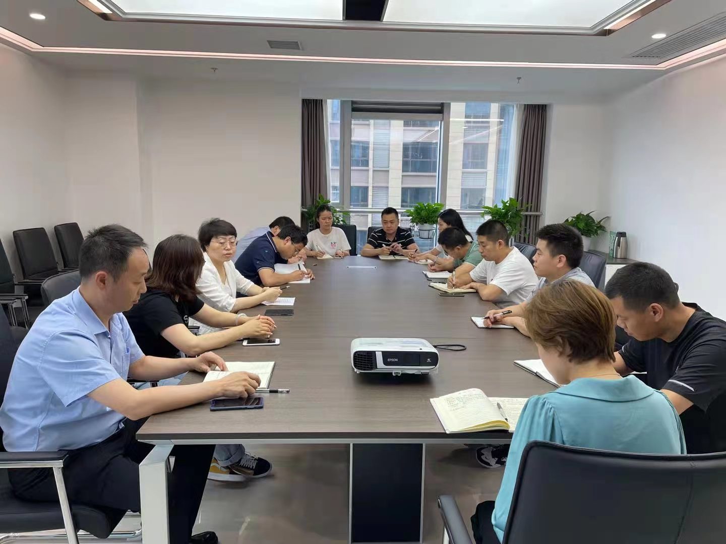 市发投集团纪委开展工程项目采购和人员招聘工作廉洁提醒谈话