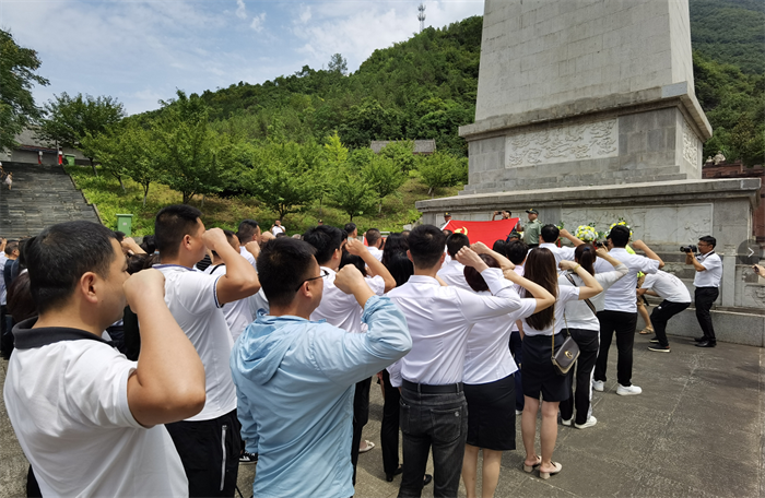 安文投党支部开展“学史悟思想强根铸魂 奋进新时代追赶超越”主题党日活动