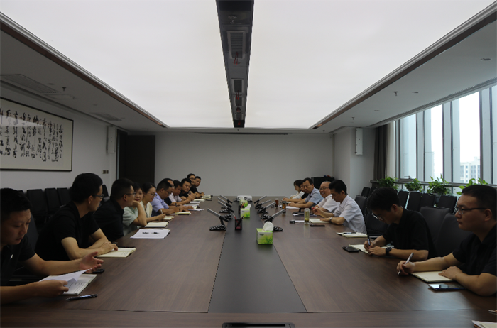 【要闻】陈功根主持召开市发投集团经营工作座谈会