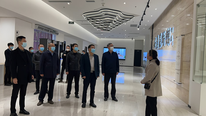 【要闻】张志群到市发投集团调研指导工作